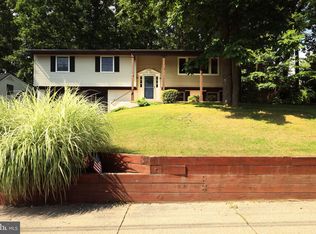 667 Devonshire Dr, State College, PA 16803