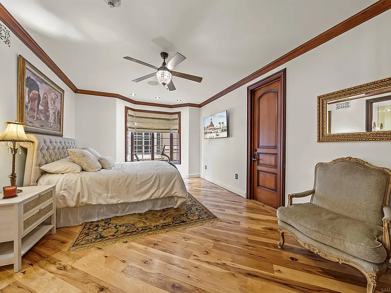 120 C Ave #206 — Photo 32
