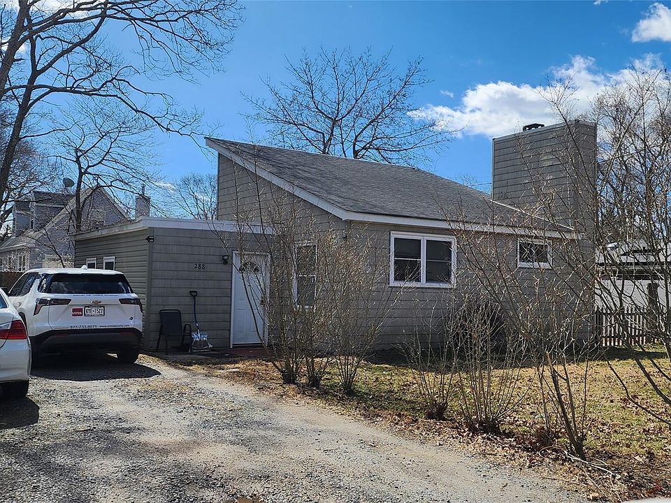 1st image of 288 Cedar Road W