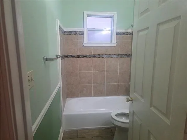 529 S Solomon St — Photo 5