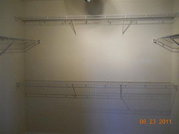 4th image of 2007 Hagen Ct