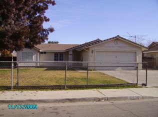 2450 N Summers Ct, Visalia, CA 93291