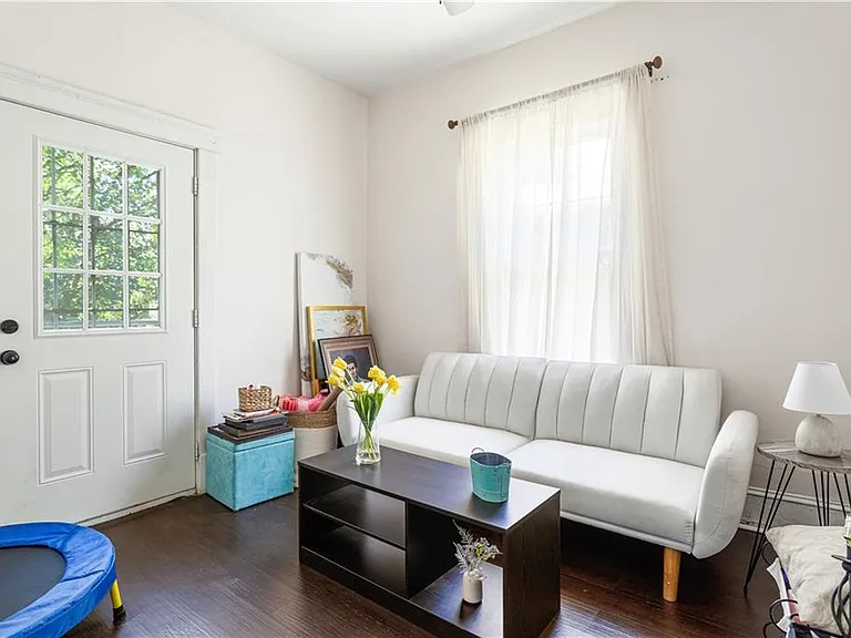 820 Elbert St SW #820 — Photo 5