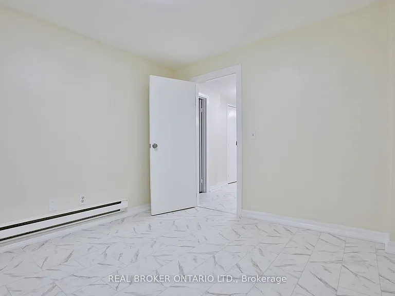 53 Maria St #5 — Photo 13