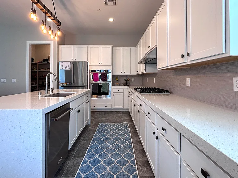 3379 Stone View Ave — Photo 5