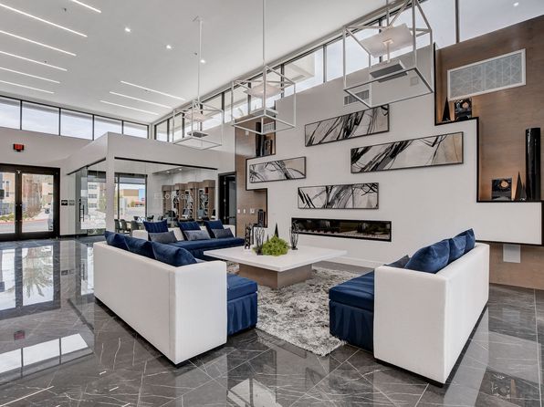 3675 Volunteer Blvd #2114