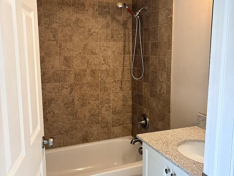2831 Harford Rd — Photo 6