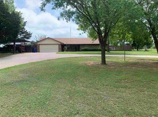 3706 N 5th St, Duncan, OK 73533