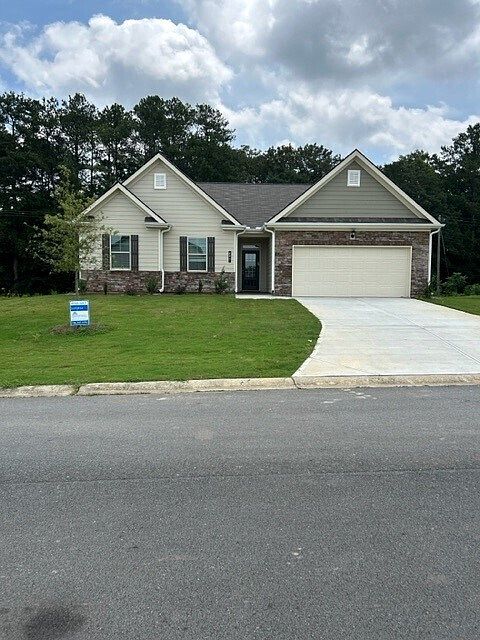 1st image of 402 McGinnis Cir