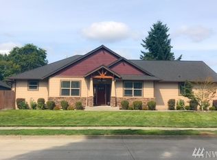 4043 Oak St, Longview, WA 98632