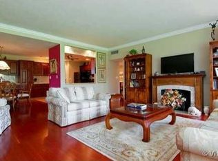 701 E Camino Real APT 1B, Boca Raton, FL 33432