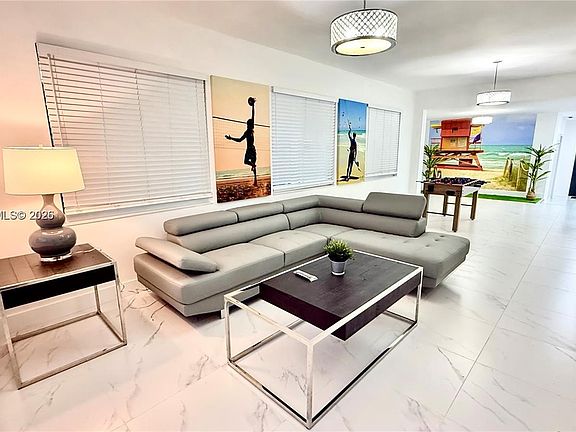 4th image of 5401 W Broward Blvd