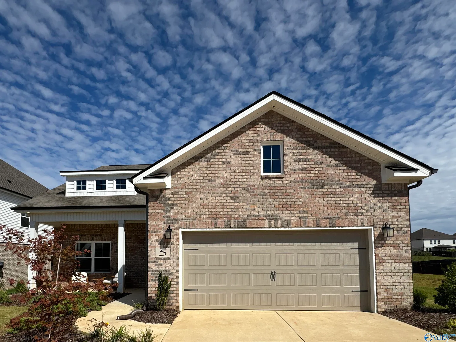 3 bed, 2.0 bath, 1647 sqft, $1,950 — Photo 1