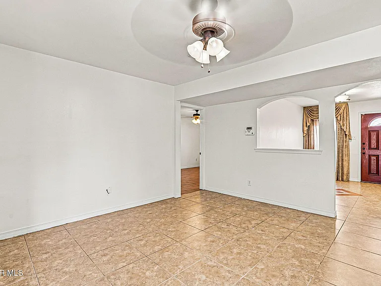 6340 Modesta St — Photo 29