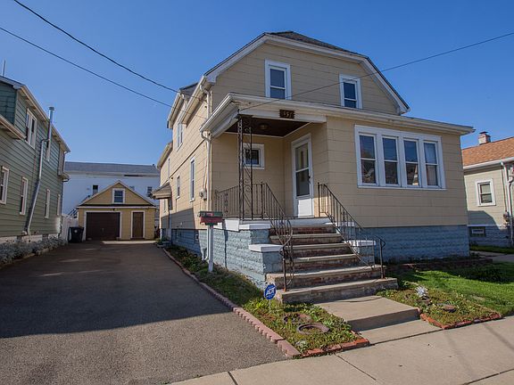 2nd image of 151 Holland Ave