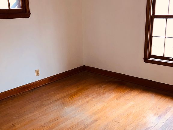5th image of 1116 N Chicago Ave #A