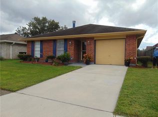 805 Holiday Ct, Kenner, LA 70065