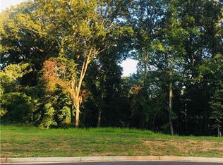 1025 Reed Farm Ln, Roswell, GA 30075