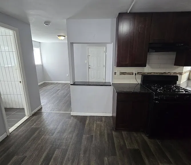 98 Old Bergen Rd #G1 — Photo 1