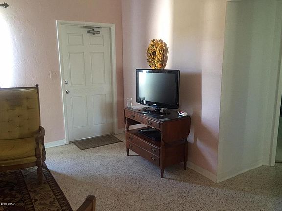 4th image of 108 White Cap Ave