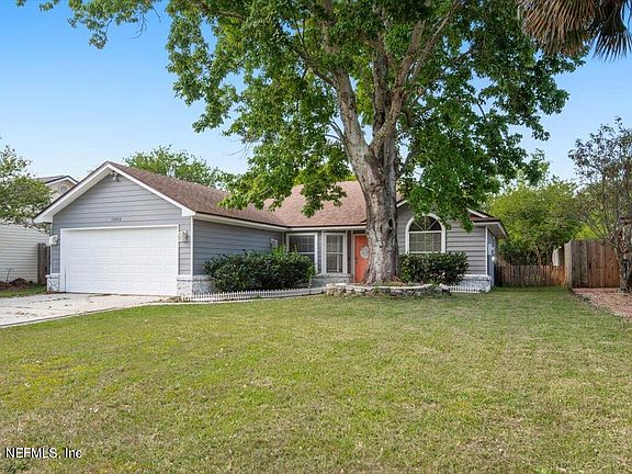 3rd image of 13353 TROPIC EGRET Drive