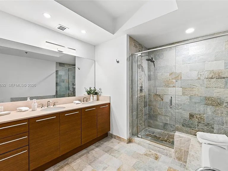 2641 N Flamingo Rd #2605N — Photo 22