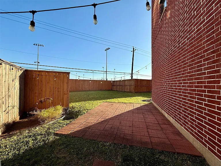 9833 Sandra Ann Ct — Photo 29