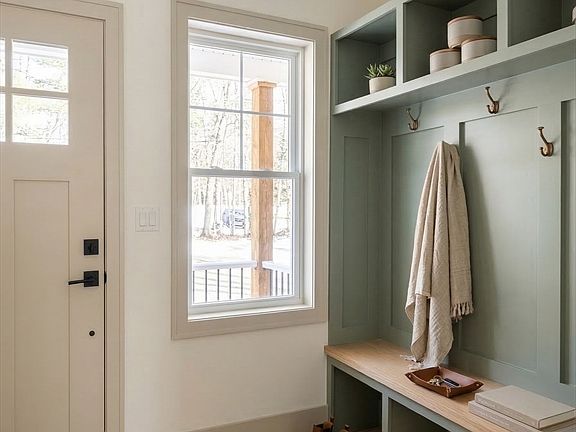 3rd image of 104 Page Rd