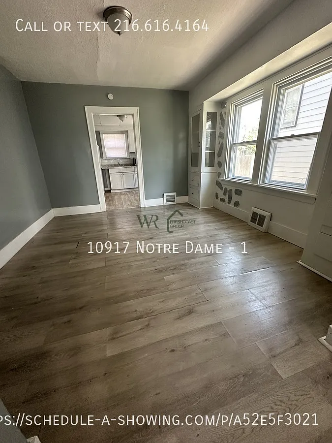 Building Photo - 10917 Notre Dame Ave #1