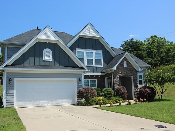 2nd image of 703 Sugarberry Ln