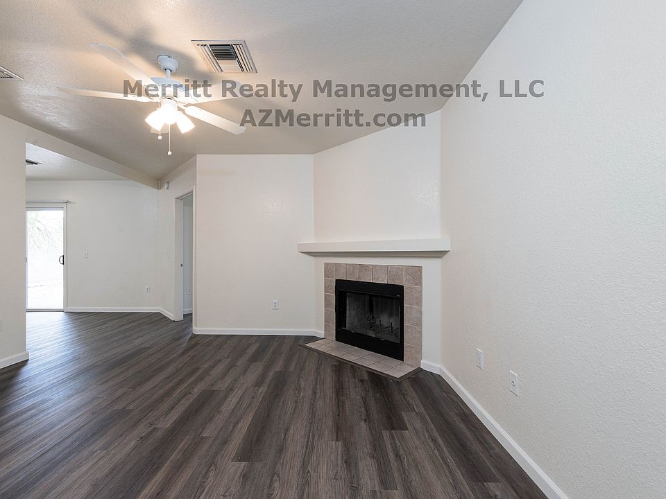 1st image of 1204 N Winstel Blvd Unit 10