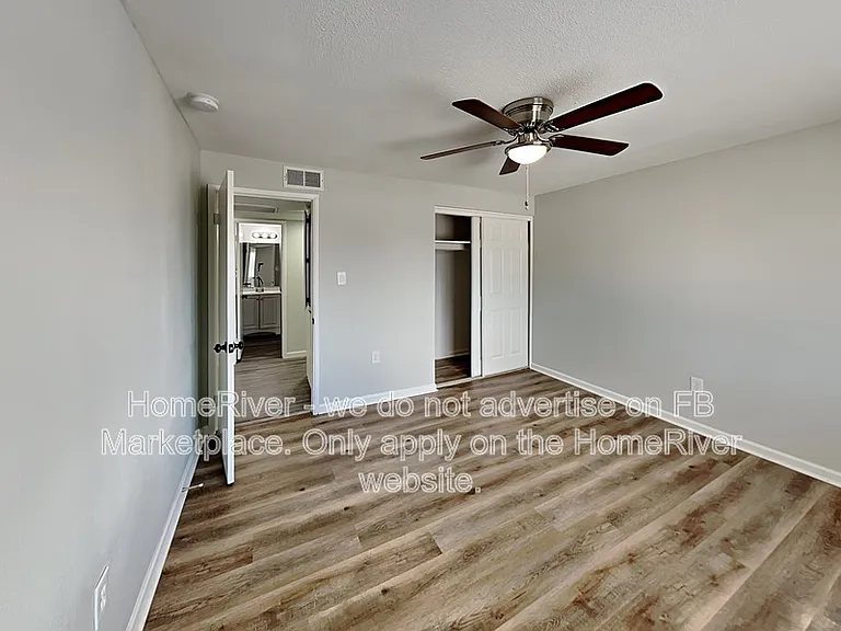 1801 N 63rd Dr — Photo 12