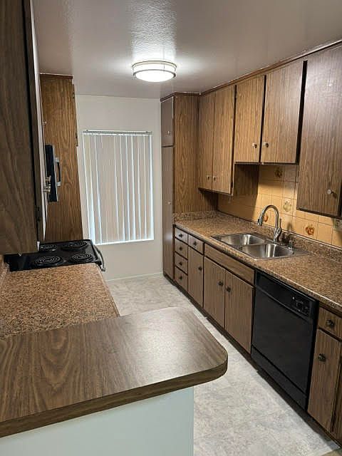 1st image of 5320 Zelzah Ave APT 208