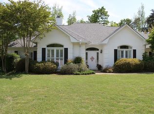 4900 Glen Eagle Dr, Tuscaloosa, AL 35406