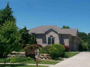 1610 Blue Ridge Trl, Waunakee, WI 53597