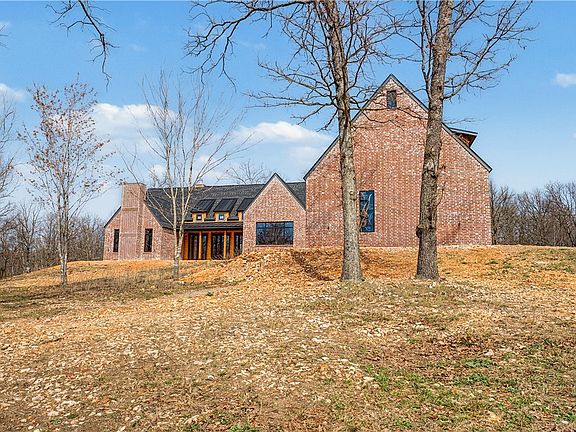 2nd image of 18318 Pepper Hills Dr