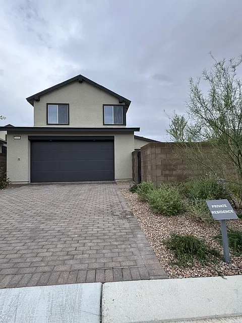 4 bed, 3.5 bath, 2654 sqft, $6,000 — Photo 2
