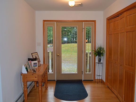 5th image of 119 Lakeside Dr