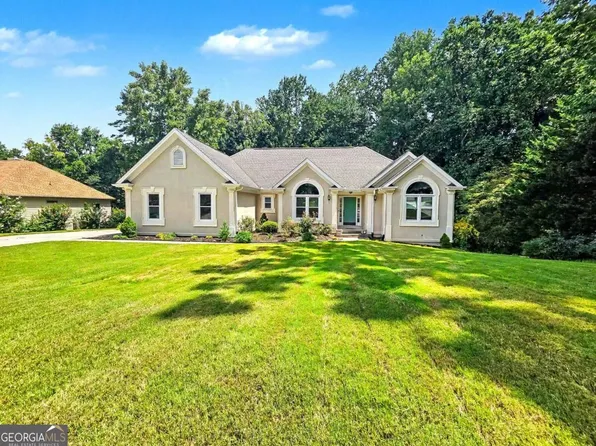 1745 Peachcrest Dr, Lawrenceville, GA 30043