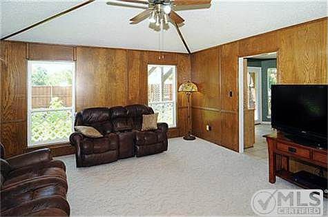 5th image of 1712 Vallarte Ct
