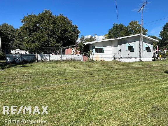 4th image of 3606 Angus St