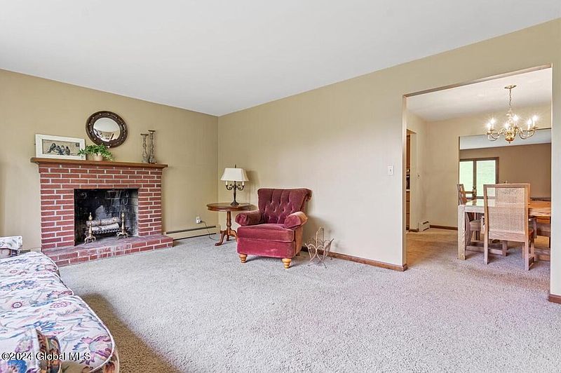 2nd image of 72 Geiser Road