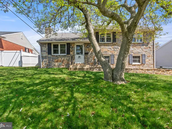 400 Mary Ann Dr, Wilmington, DE 19804