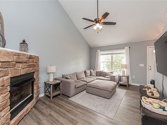 4th image of 35268 Wood St