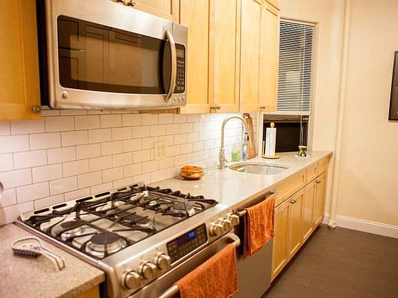 5th image of 55 W 95th St APT 73