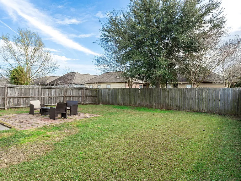 735 Fall Creek Dr — Photo 11