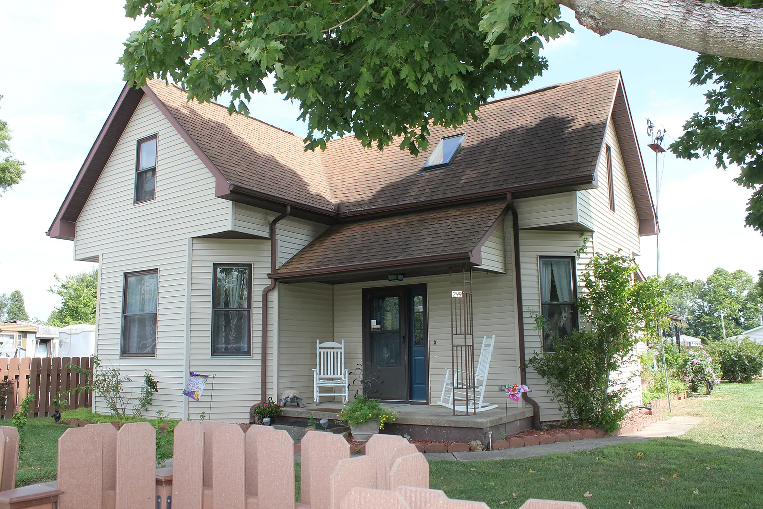 299 N Smith Ln photo 1
