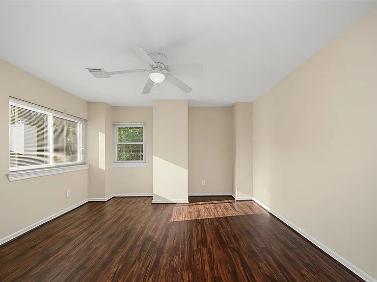 14135 Swallowfield Dr — Photo 38