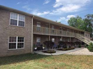 1902 Safe Harbor Cir #10, Louisville, KY 40216