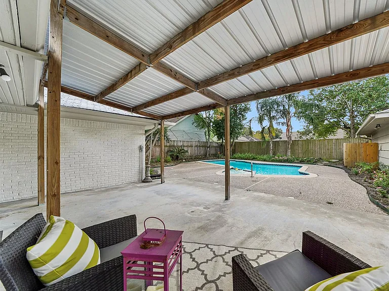 4309 Stillbrooke Dr — Photo 36